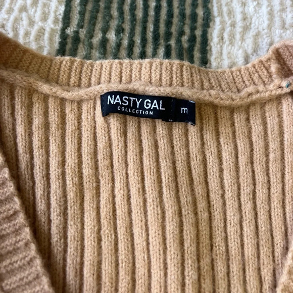 NASTY GAL vest - Picture 3 of 9